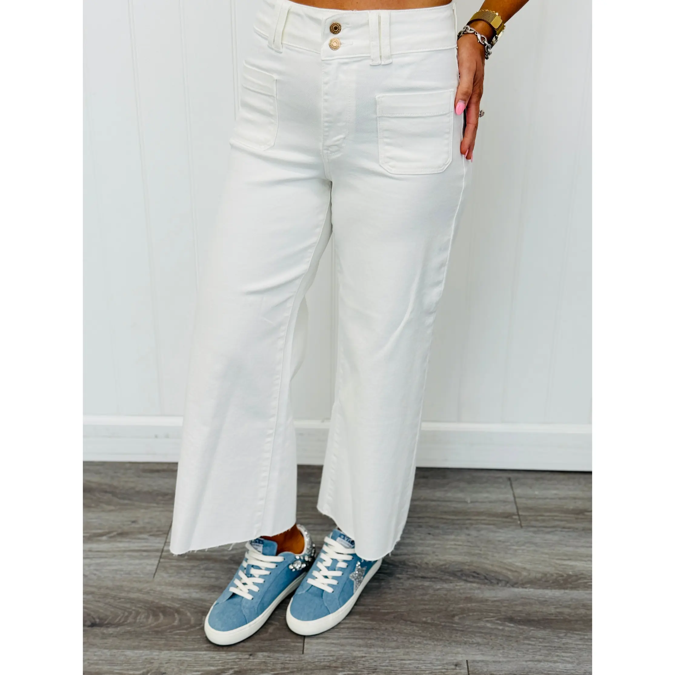 Judy Blue White Fresh Fit Wide Leg Jeans (Reg. and Plus)