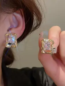 New High-End Daily Fashion Stud Earrings, Stylish Jewelry Accessory for Women, Perfect Gift Idea for Her, Trendy Ear Accessories