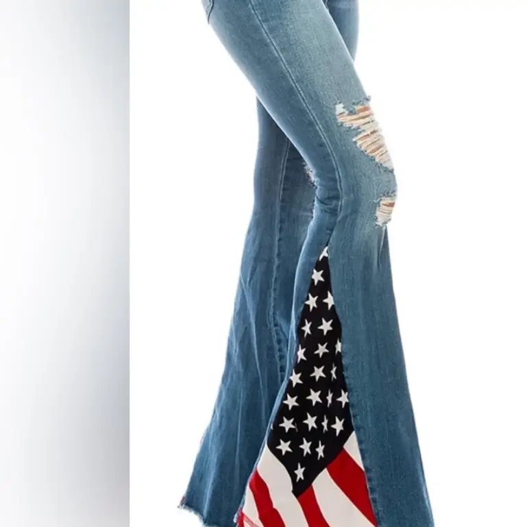 TACSTRUN Women's Vintage American Flag Bell Bottom Flare Jeans - Loose-Fitting Denim with Patriotic Design & Comfortable Fit