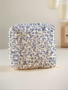 Small Floral Pattern Portable Sanitary Napkin Storage Bag, Lightweight Multifunctional Storage Solution Organizing Bag for Women, Travel Cosmetic Organizer Box, Zipper Pouches, Travel Organization Pouch