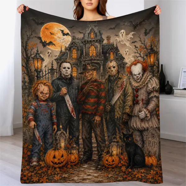 Retro Halloween Horror Throw Blanket, Vintage Scary Movie Character Fleece Blanket, Spooky Season Haunted House Graphic Blanket, Dark Halloween Decor, Cozy Soft Flannel Blanket for Sofa Bed Couch, Perfect Gift for Horror Fans