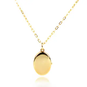 Women's Oval Locket Necklace with Picture Inside - Perfect for Any Occasion