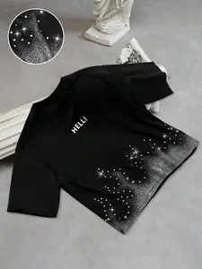 1 Piece Black "HELL!" Print Rhinestone Top, Rhinestone Flame T-Shirt, Ideal for Parties and Summer Streetwear