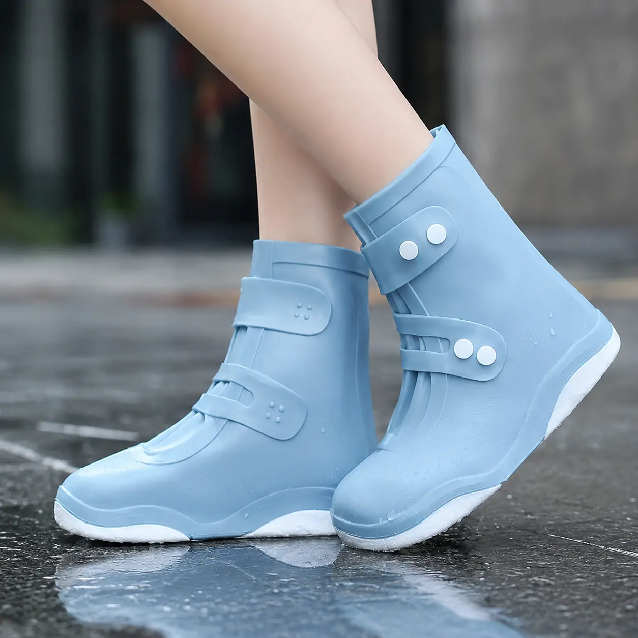 Unisex Outdoor Reusable Silicone Waterproof Shoe Covers - Lightweight, Comfortable, Anti-Slip, Wear-Resistant Hiking Rain Boot Covers for Adults, Foldable Portable Overshoes for Rain Days, Regular/Smaller/Larger