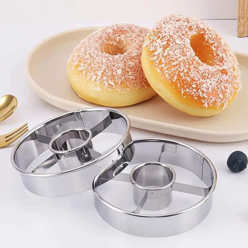 Stainless Steel Durable Doughnut Cutter - Round Baking Tool with Plastic Components, Kitchen Bakeware for Christmas Baking, Kitchen Utensils