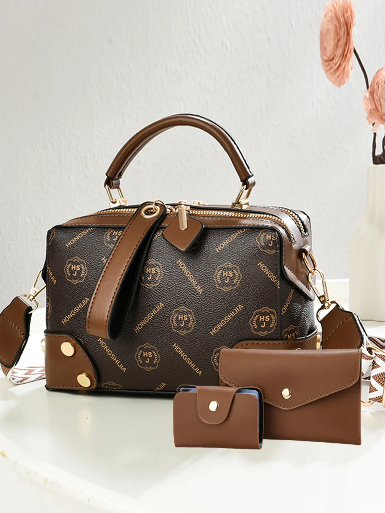 Printed zipper closure large capacity mom bag, Casual shoulder bag, daily bag for women going out, can be worn over the shoulder or cross-body, Pu Leather Handbag, Casual Crossbody Bag