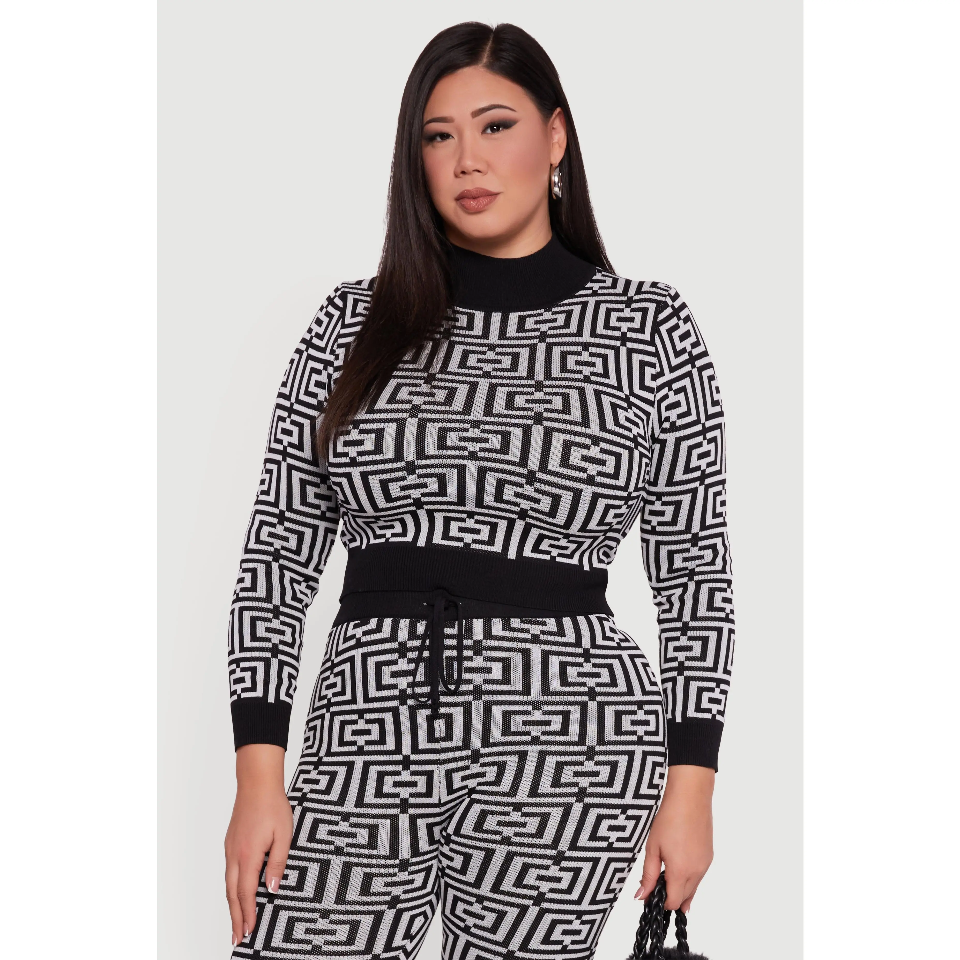 Plus Size Geometric Cropped Sweater