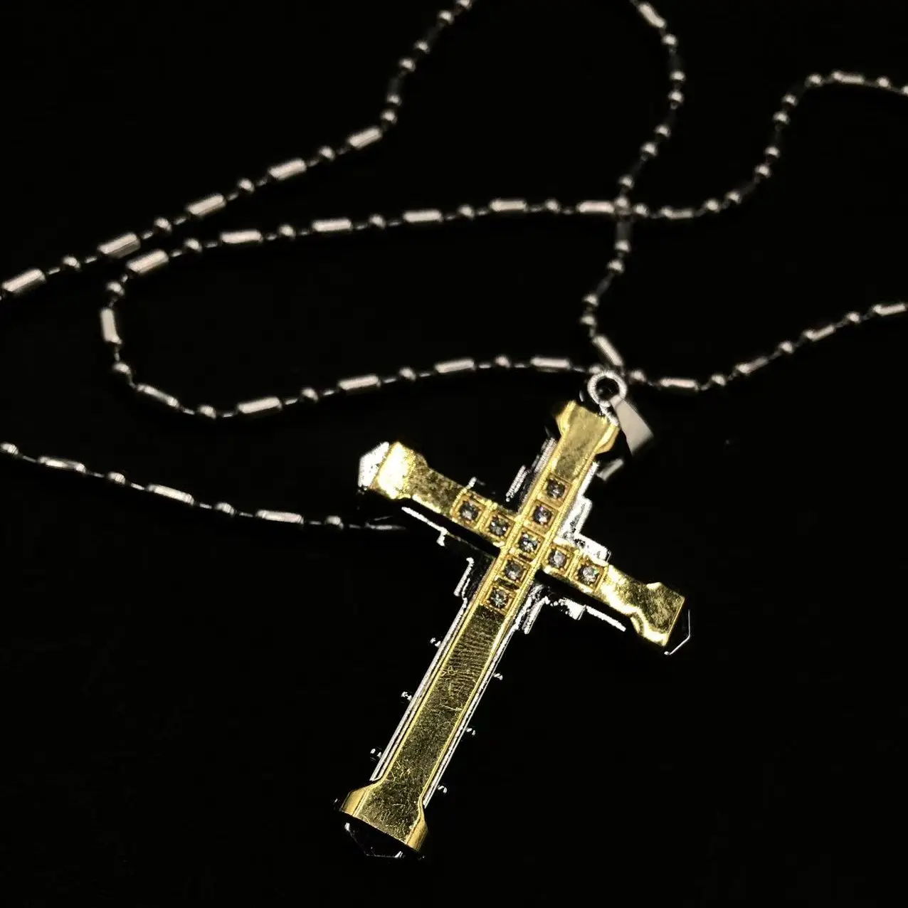 Dark Knight Cross Pendant Necklace with Bamboo-Link Chain