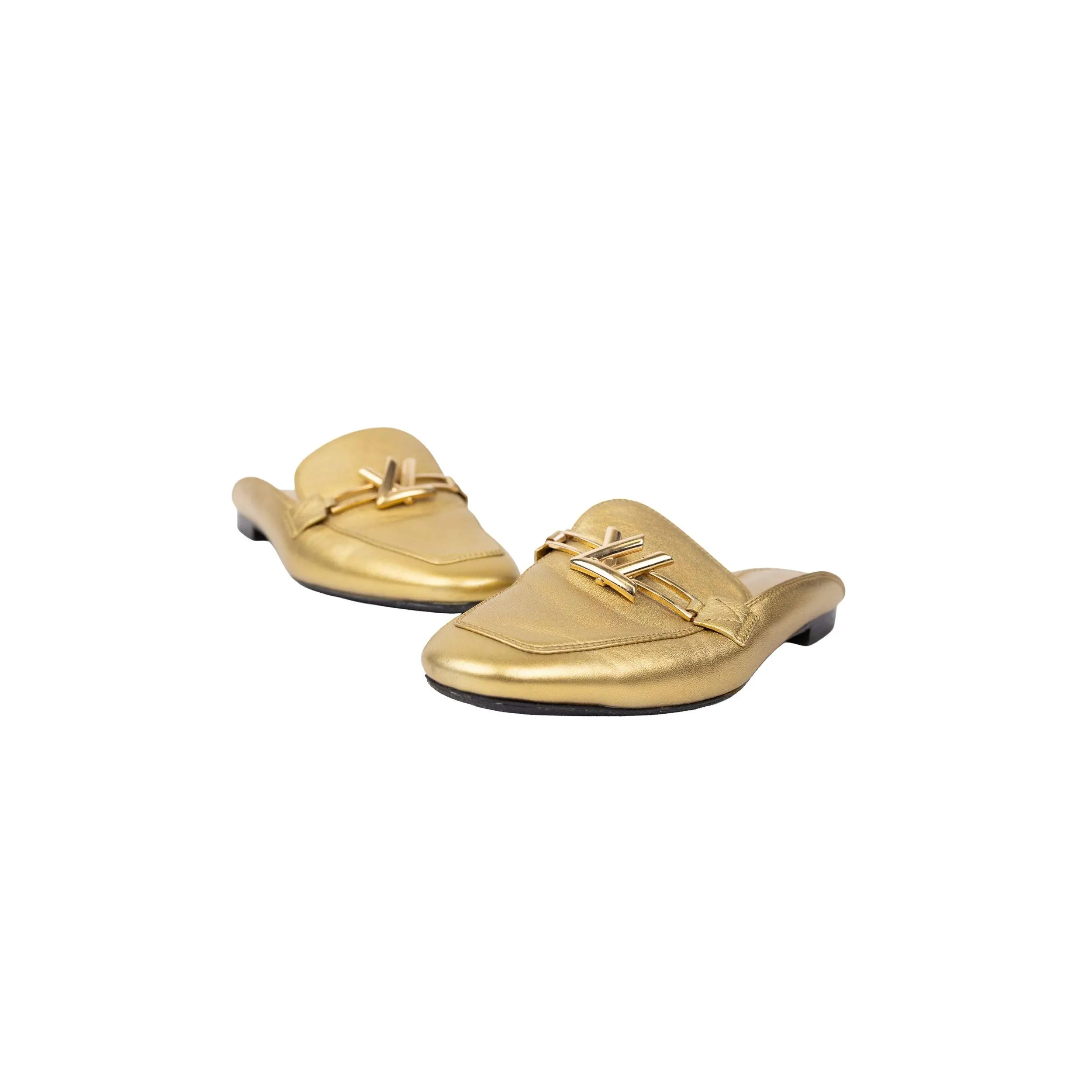 Pre-owned Louis Vuitton Gold Leather Twist Logo Slip on Loafers Size 38.5