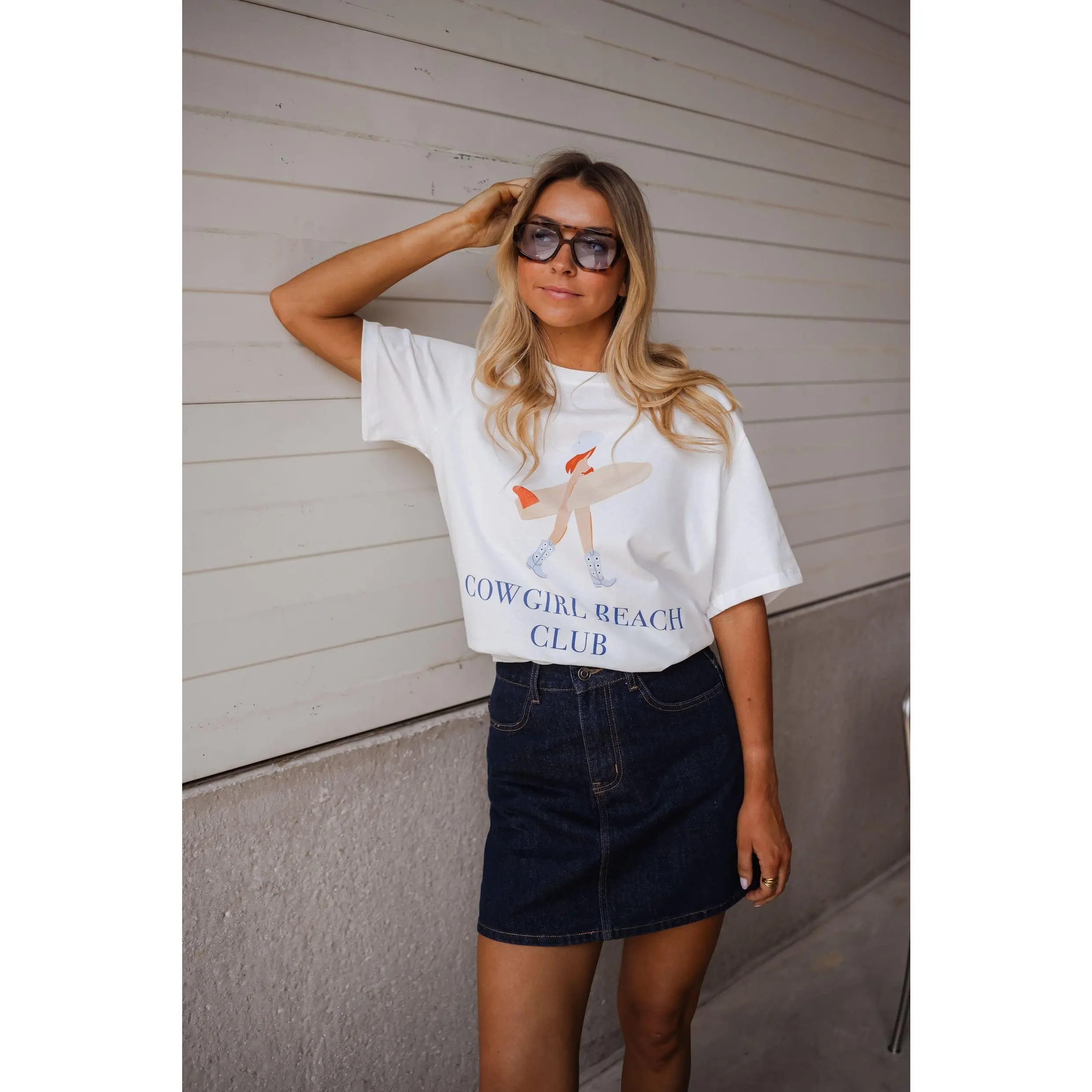 EASY CLOTHES Women's Ecru Cotton Short-Sleeve Cowgirl Tee, Beach-Ready Women's T-Shirt