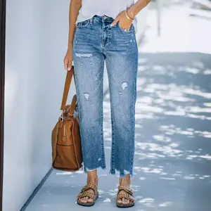 Women’s distressed light blue casual straight-leg washed jeans (length: 9/10).