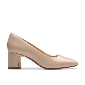 Clarks Womens Fernie Court Pumps