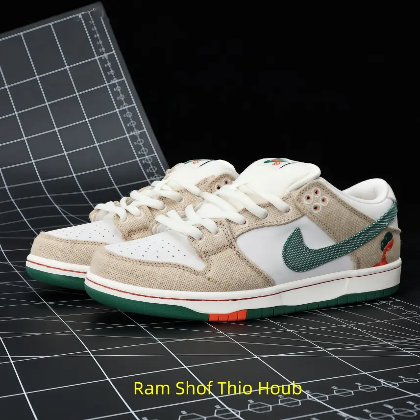 Anti-scratch Daily Ball Trainers, Sweat-free Footwear for Year-round Daily Wear
