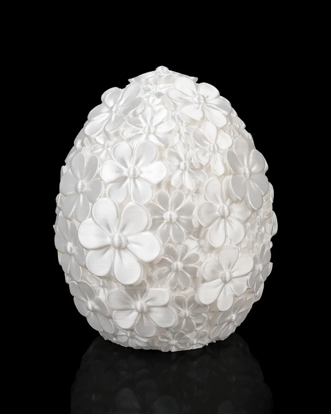 Decorative Daisy Egg-Shaped Gift Container, White Floral Design, Easter Candy and Surprise Storage Box