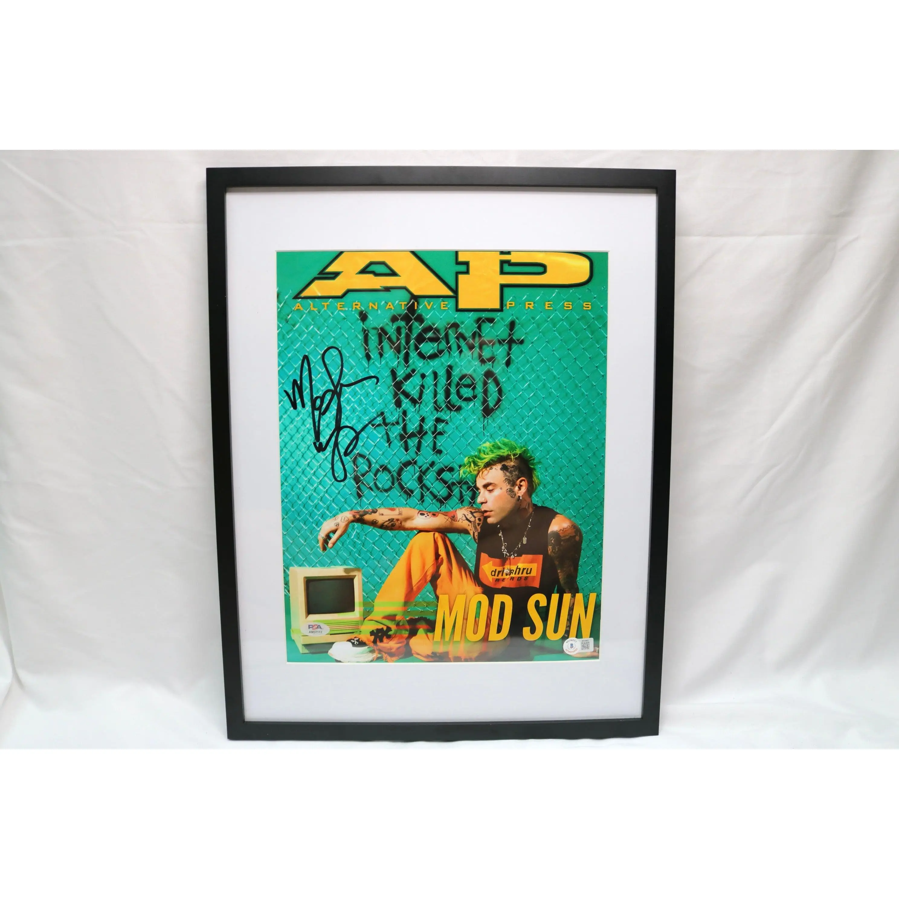 Autographed Mod Sun Photo 11x14 - (PSA)