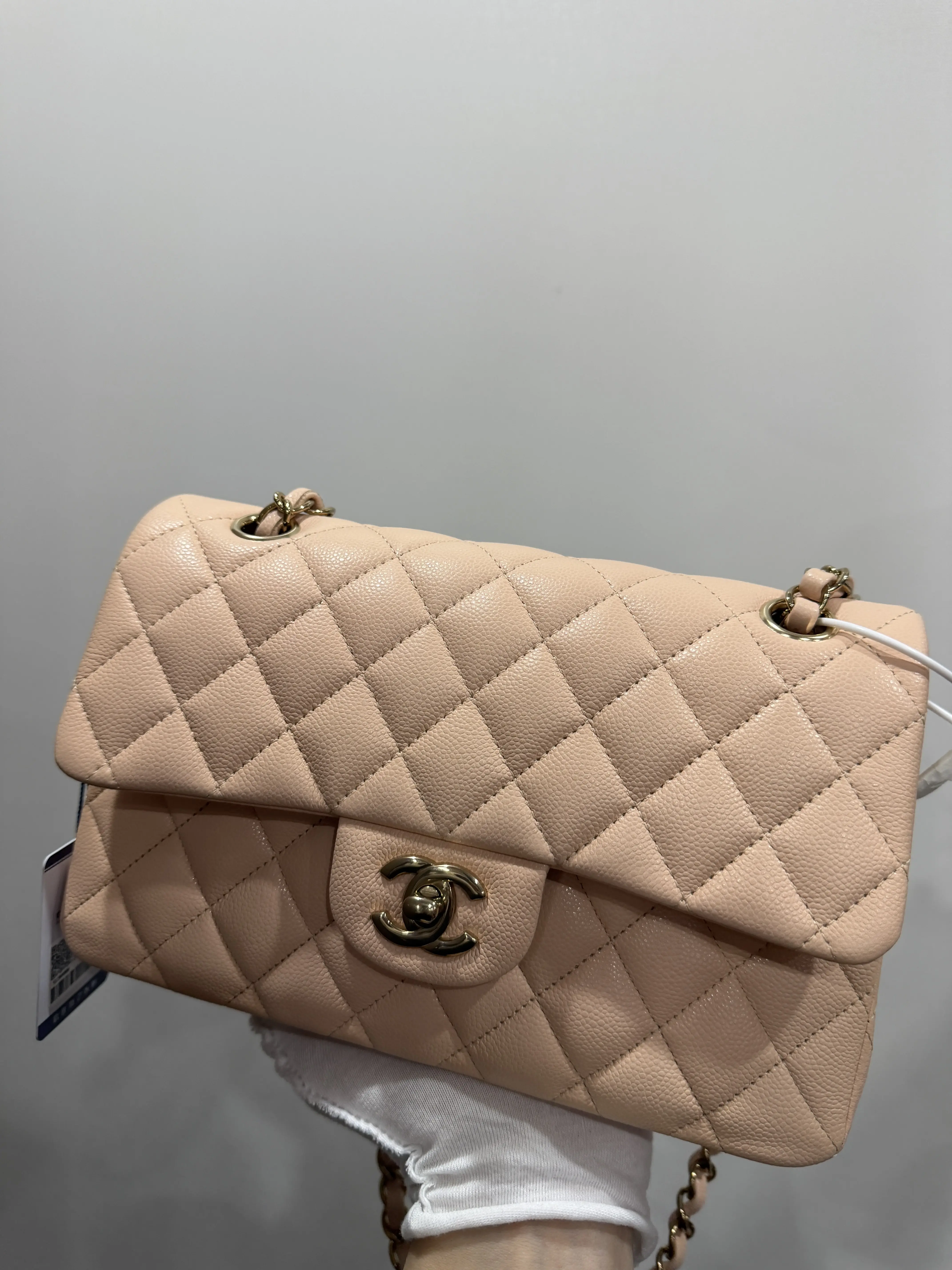 Pre-owned CHANEL small cf pink caviar