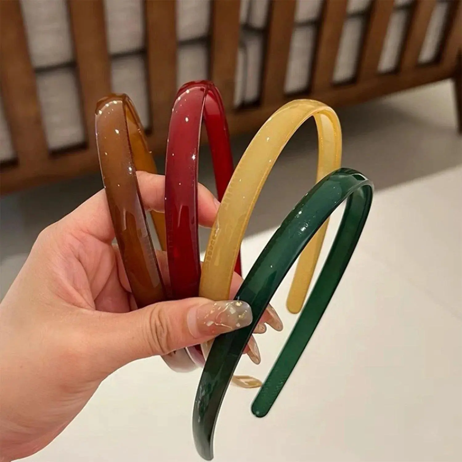 Translucent Plastic Headbands for Women & Girls, Anti-slip Toothed Hair Hoops, Clear Fashion Hair Bands, Practical Daily Hair Accessories, Sturdy Non-slip Headwear for Neatening Broken Hair, Casual Wear, Outdoor Activities & Daily Styling
