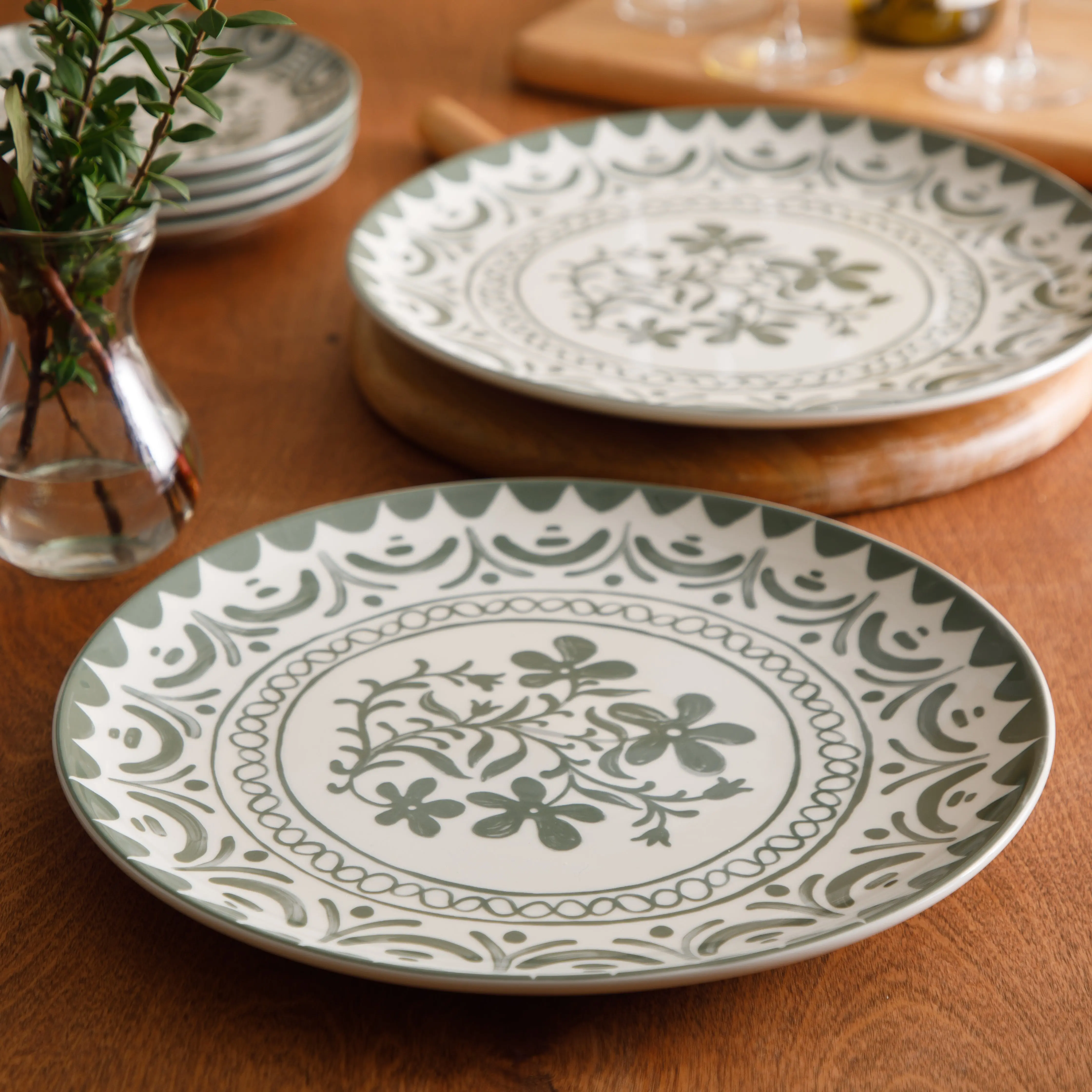 2-Piece 13 Inch Serving Platter Set - Stoneware - Valencia Flor - Fern Green