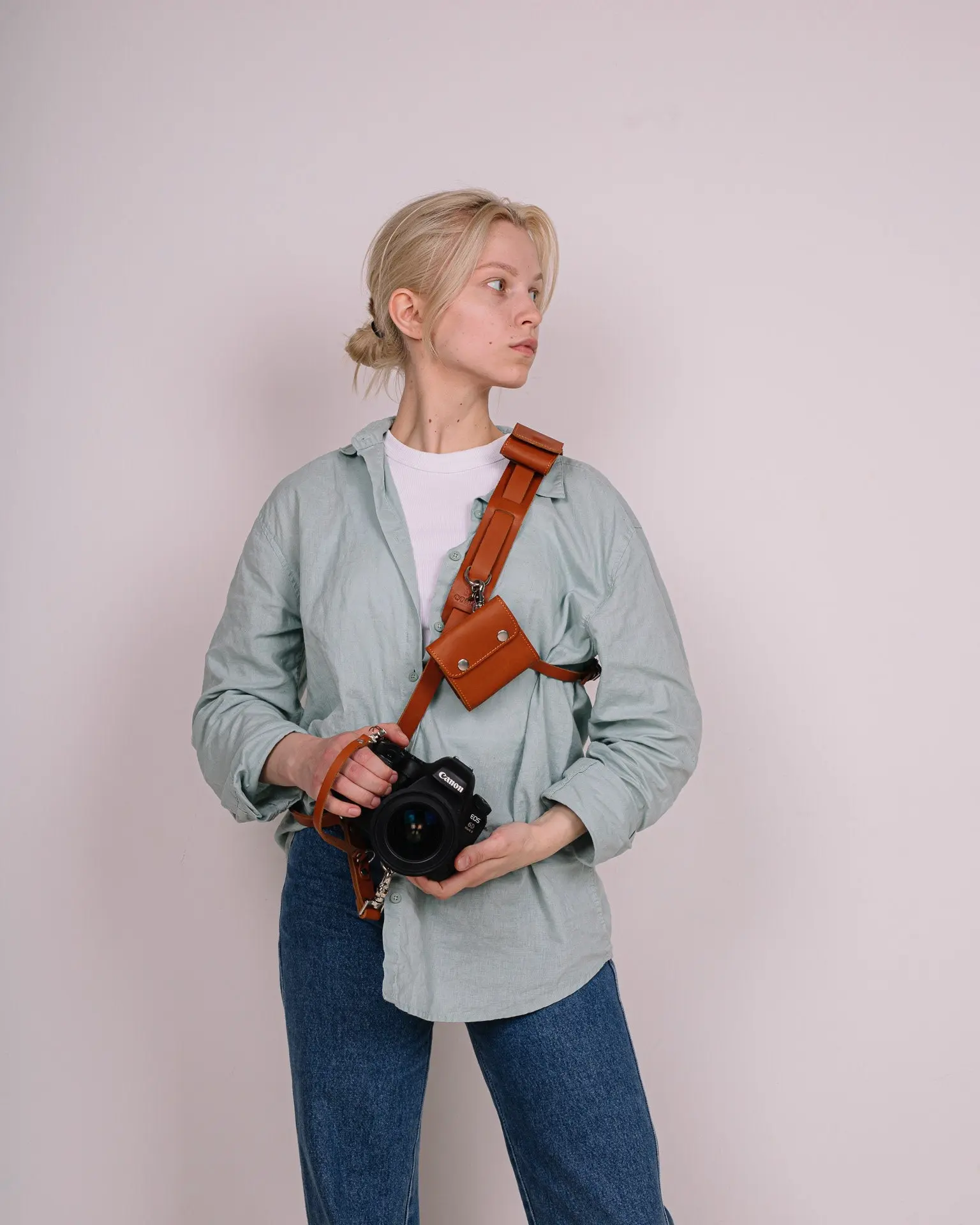 Camera Shoulder Strap with Pockets Leather Camera Sling for One Camera Utility Leather Camera Harness Camera Accesorries For Women Men