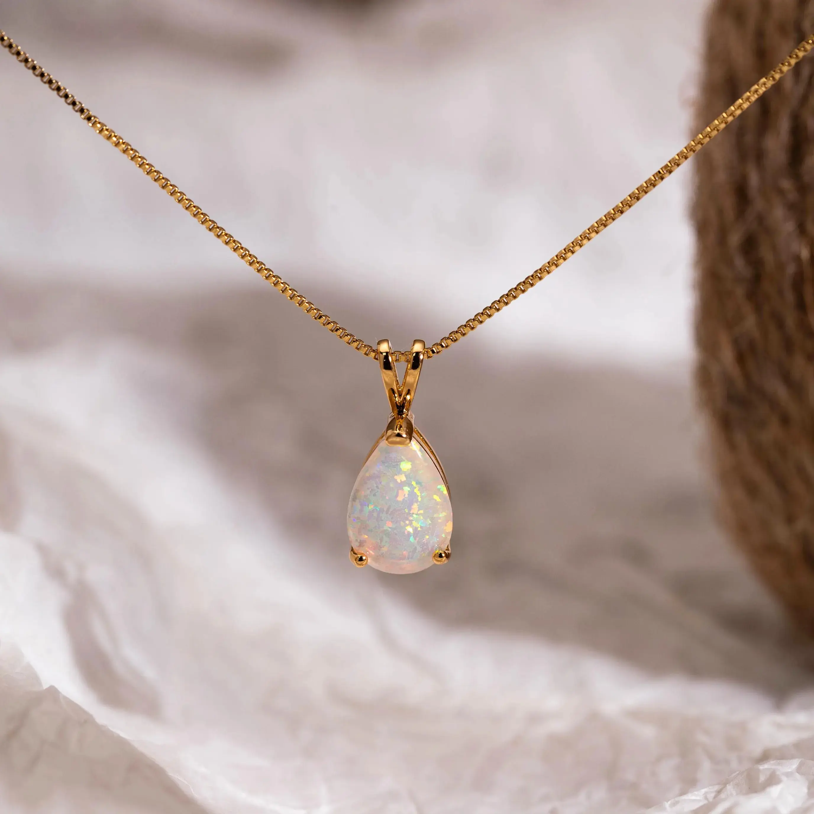 modmints 18-karat Gold Plated Natural Australian Opal Stone Teardrop Necklace, 14.5mm October Birthstone with Adjustable Chain, Birthday Gift for Women, Adjustable Chain Design, Birthday Gift Ideas, Christmas, Female, Mother’s Day, Women's Fashion, Annive