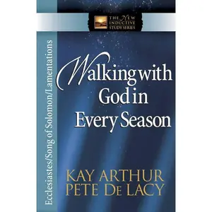 USED Book - Walking with God in Every Season by Arthur, Kay (Paperback) - english