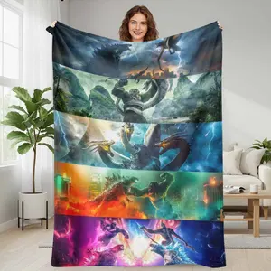 Epic Monster Battle Flannel Blanket， Kaiju Showdown Print， Soft Warm Durable， Perfect for Sofa Decor， Bedroom Throws， Movie Nights， Sci Fi Lovers， Festival Gifts， Home Collection