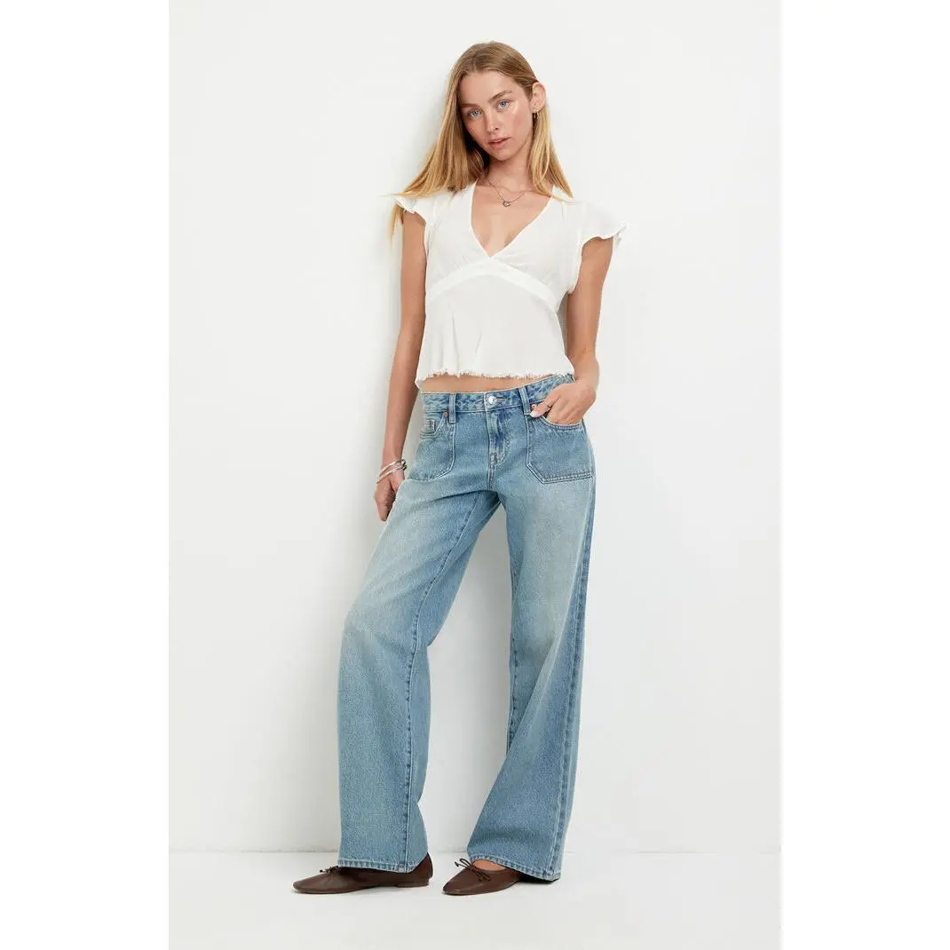 Pacsun Women's Zoe Low Rise Girlfriend Jeans Exposed Pocket Medium Blue