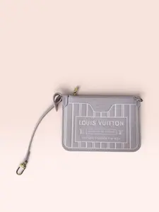 Pre-owned Louis Vuitton Calfskin Leather Small Leather Goods Neverfull Inside Out BB Pochette (Misty Lilac)