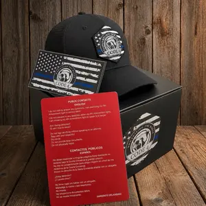 Gorra Código 4 - Edición Premium Línea Azul (Caja + Stickers Incluidos)