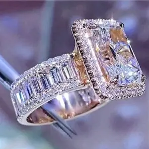 1pc Women's Engagement Ring, Fashion Luxury Alloy Zirconia Decorated Ring For Engagement, Wedding, Anniversary, Party, Jewelry, Valentine's Day, Birthday Gift