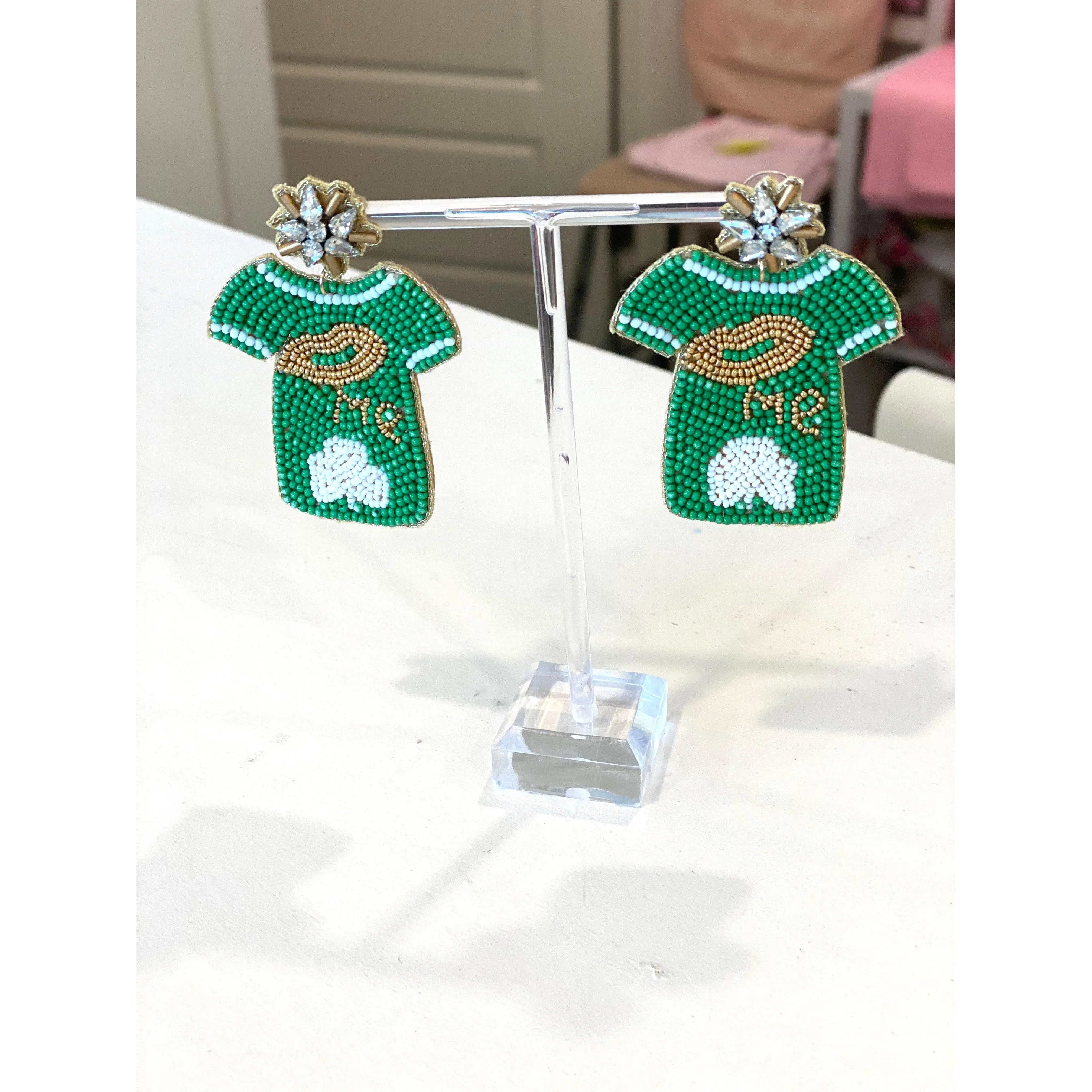 Kiss Me Earrings