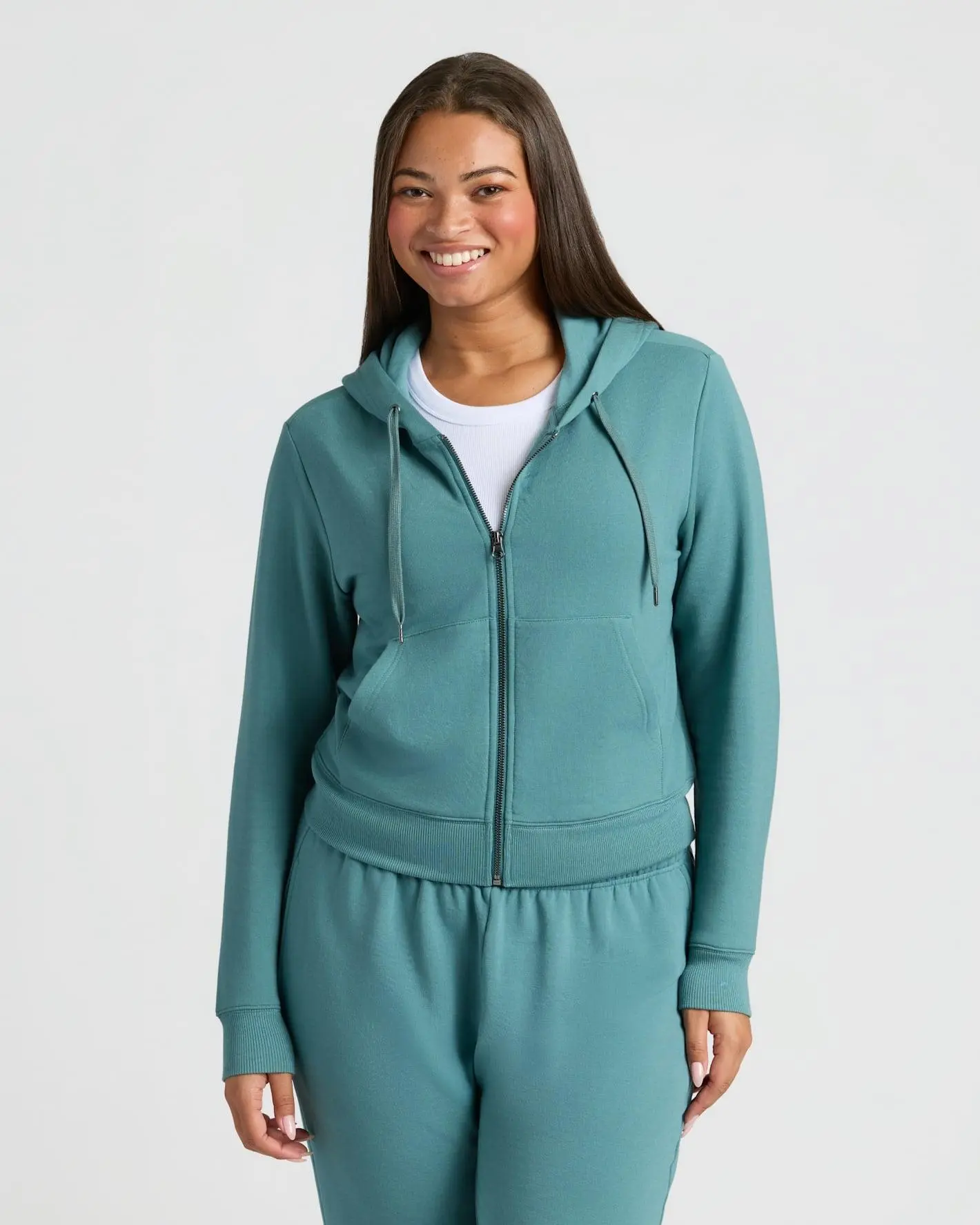 True Classic Women’s Crop Zip Hoodie – Soft Fleece Cropped Sweatshirt for Casual Wear, Layering, Athleisure Style, or Women’s Cozy Wardrobe Essentials