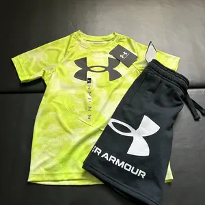 NWT Under Armour athletic set boys youth size Small
