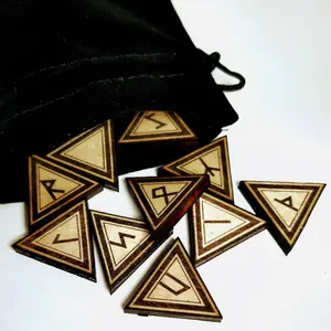 Triangle Norse Futhark Pocket Rune Divination Set. Odin Valknut Knot