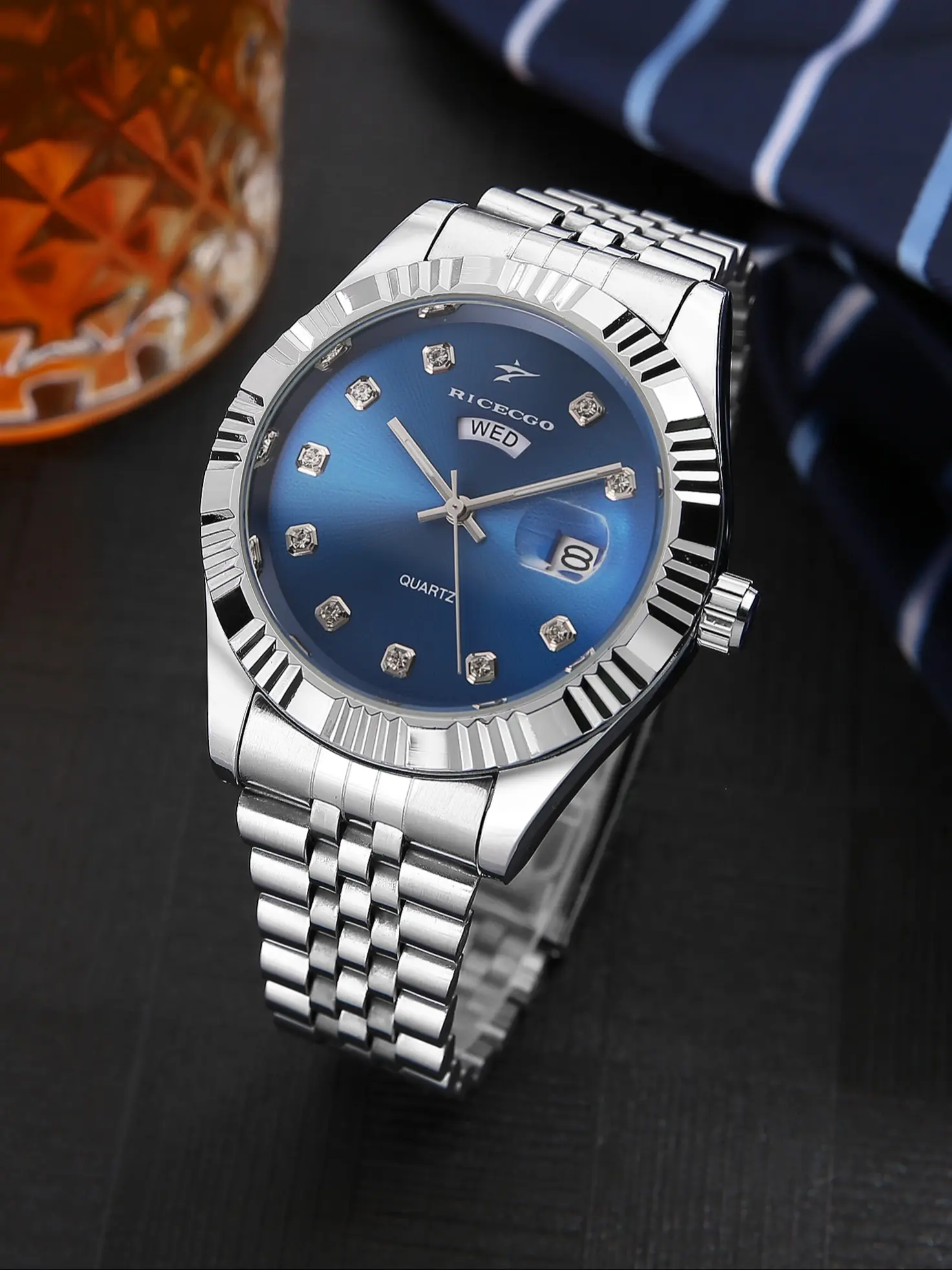 RICECGO Business Men's Quartz Analog Watch with Dual Calendar Display, Stainless Steel Strap with Diamond Time Marks, Classic Atmosphere, Business Fashion Watches, Quartz Analog Timepiece, Suitable for Daily Commuting and Business Occasions