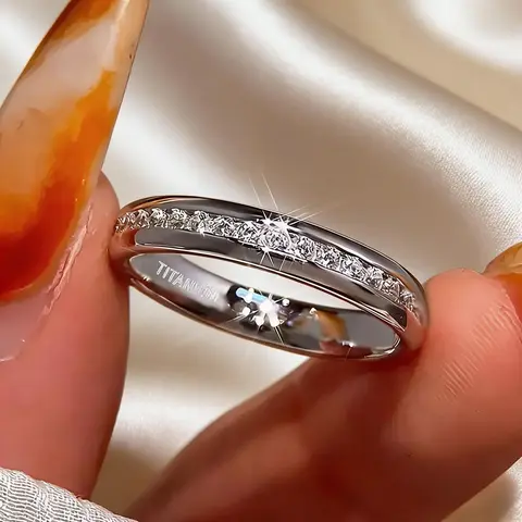 Women's 5-Piece Elegant Bohemian Ring Stack - 4mm White Gold Plated Titanium Stainless Steel Bands with Synthetic Zircon Sparkle, Hypoallergenic Non-Tarnish Female Jewelry for Wedding, Sensitive Skin Sports Protective Gear Accessory