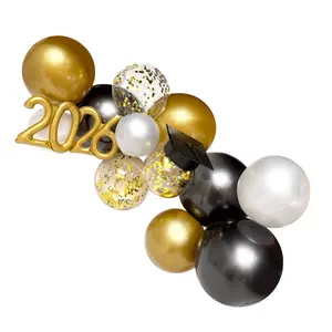 MINNIDIP Balloon Garland 12 Cluster in Class of 2026