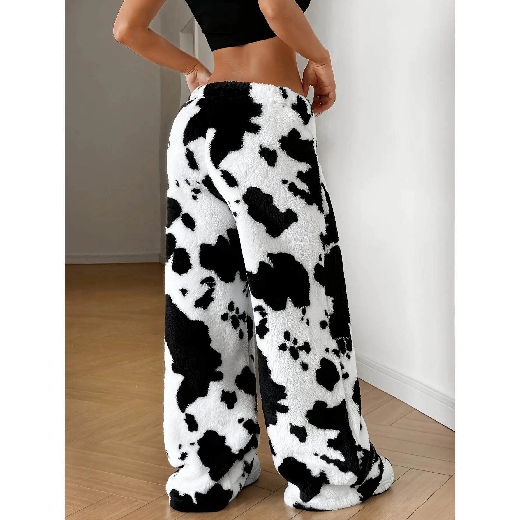 Women's Fleece-Lined Cow Print Wide Leg Bottoms - Loose Casual Thick Printed Animal Pants for Autumn, Winter, Printed Pants
