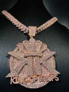 Classical Charm Custom KK Pendant 3D Crown KK Custom Logo Frosted Pendant, high-quality electroplated shiny crown pendant street hip-hop culture jewelry pendant, a hip-hop style gift for friends and family