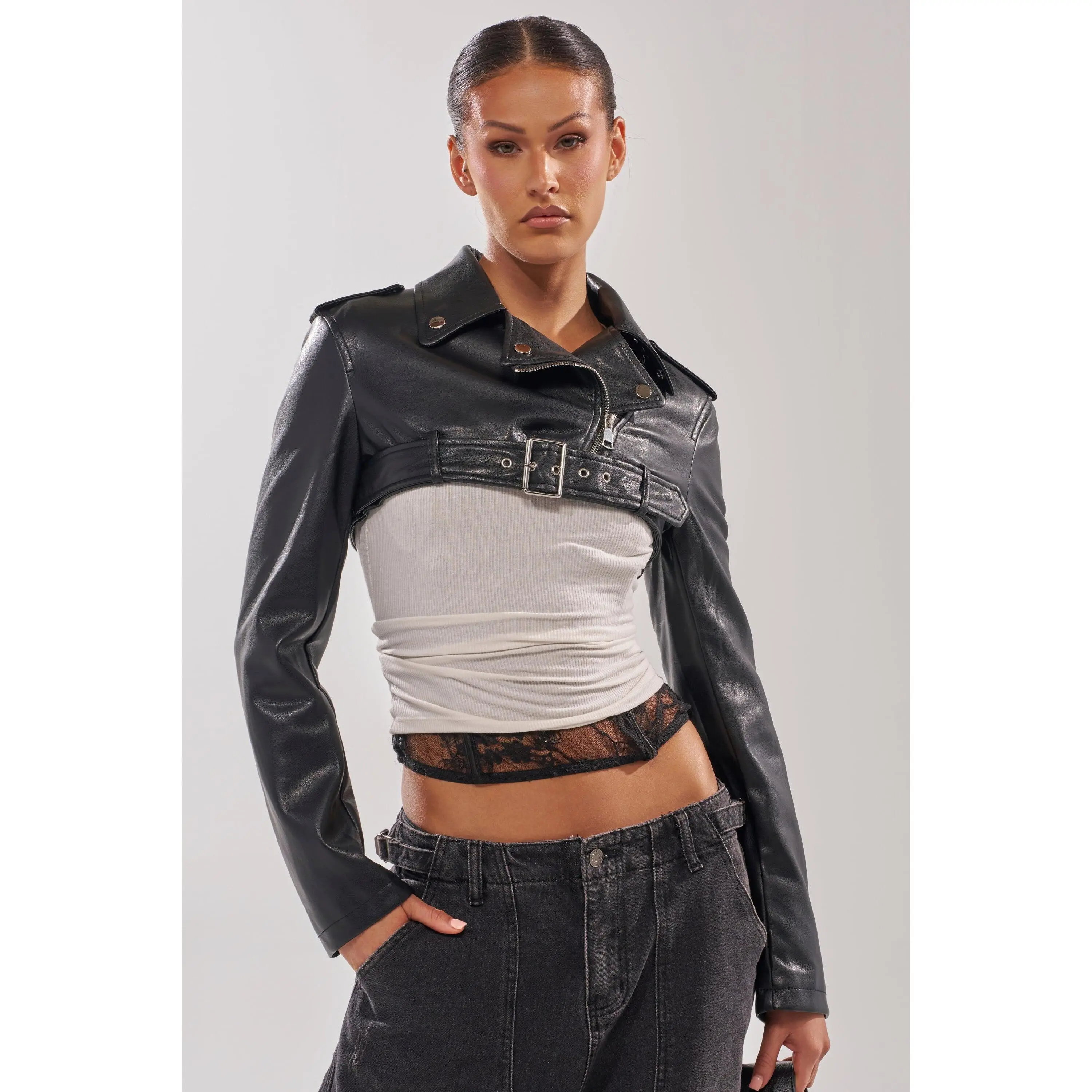 HARLEY LUXE ULTRA CROP MOTO IN BLACK HARLEY LUXE ULTRA CROP MOTO IN BLACK