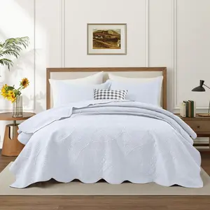 Soft & Breathable 3-Piece Quilted Bedspread – Leaf /  Floral Designs, Skin-Friendly Microfiber, Lightweight Year-Round Bedding – Available in (Twin – 1 Pillow Sham), Queen, King and California King sizes