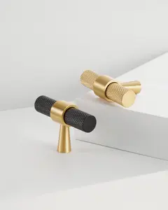 HUDSON KNURLED KNOB COLLECTION