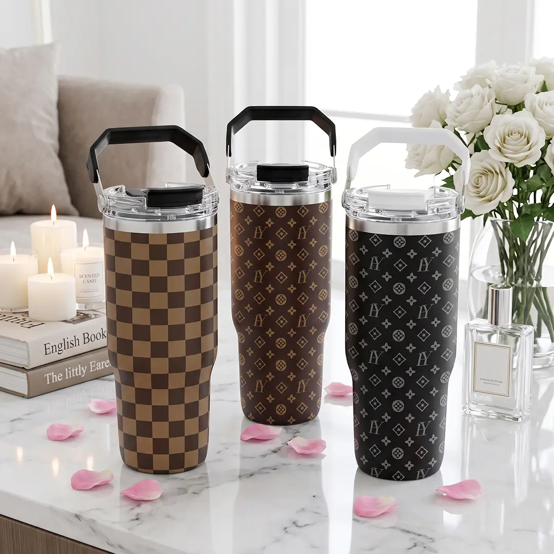 30oz Geometric Print Tumbler with Handle and Straw, Checkered Insulated Stainless Steel Travel Coffee Mug, Wide Mouth Cup Fits Car Cup Holder for Office and Road Trips