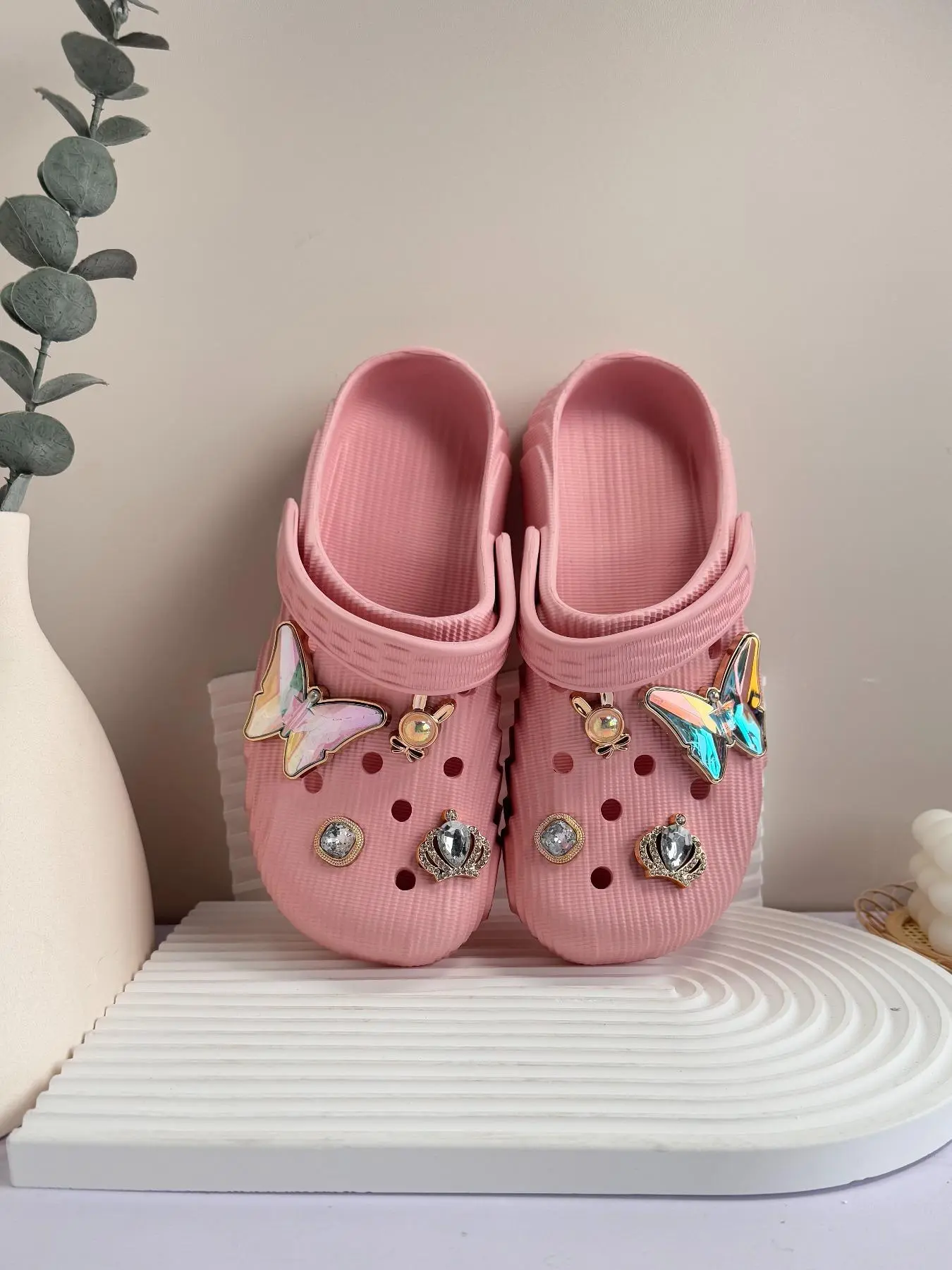 Women's Cute Butterfly Decorated Slides, Casual Soft Comfortable Non-slip Slippers, Slip Ons Slippers, Summer Beach Slippers, Thick Sole Slippers for Indoor & Outdoor Wear, Walking Shoes