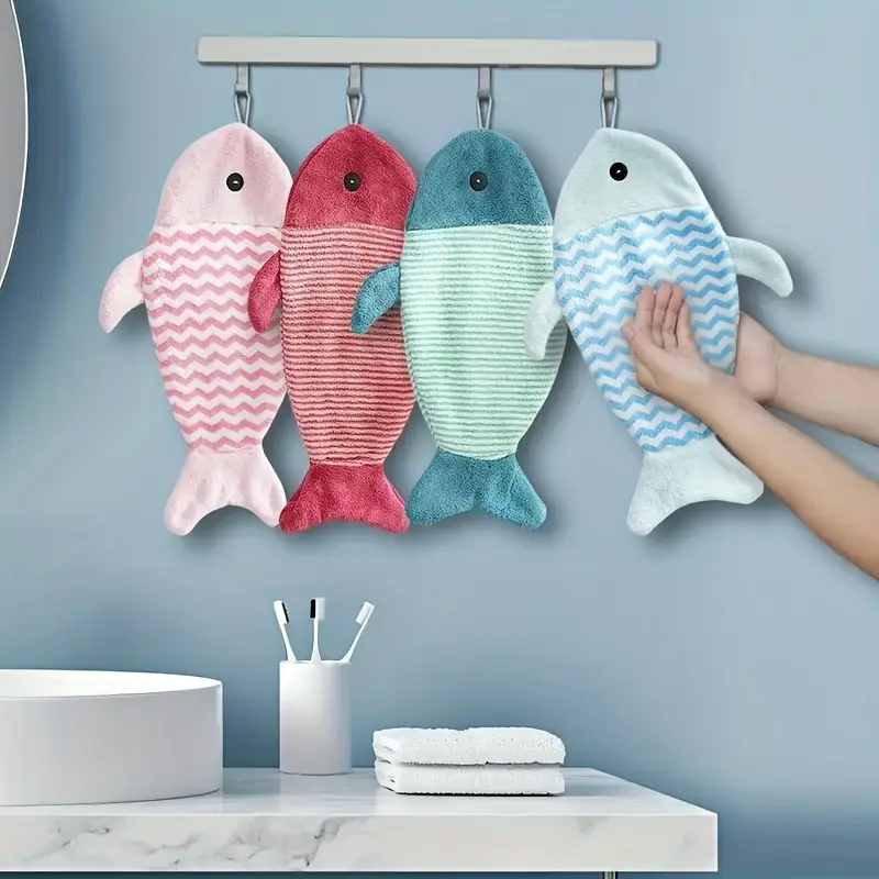 3pcs Cute Cartoon Fish Fingertip Towels - Cartoon Animal Hand Towels, Fish Shape, Small Size, Unisex, Contemporary, Soft Coral Material, Super Absorbent, Multicolor, Bathroom Decor, Suitable for Bathroom, Kitchen, Dorm, Coral Fleece