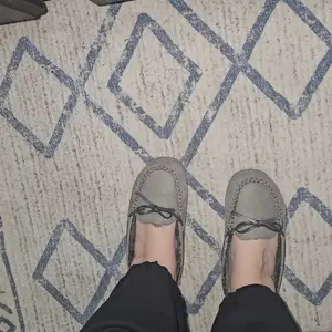 KOLILI Women's Moccasins Comfortable Soft Indoor Cotton Shoes Outdoor Warm Versatile Home Shoes with Non-slip Rubber Soles Suede Flats