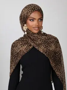 Women's Elegant Leopard Print Hijab Scarf, Breathable Long Beach Shawl, Muslim Fashion Daily Wear Headscarf