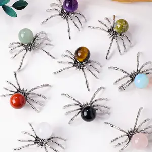 Natural Crystal Ball Spider Figurine, Crystal Sphere Halloween Decor Alloy Spider Ornament, Festive Home Decoration, Unique Gift for All Occasions