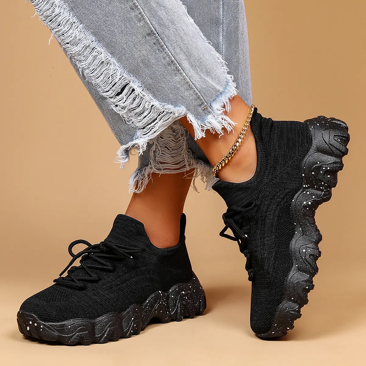Women's Sleek Black Finish Casual Trainers - Breathable, Wavy Chunky Sole, Cloud-Soft Cushion, Commuting & Street Style Footwear, Sports Shoes, Training, Fabric