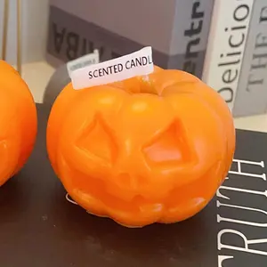 Halloween Pumpkin Shaped Candle, 1 Count Handmade Pumpkin Head Shaped Scented Candle, Home Fragrance for Living Room Bedroom